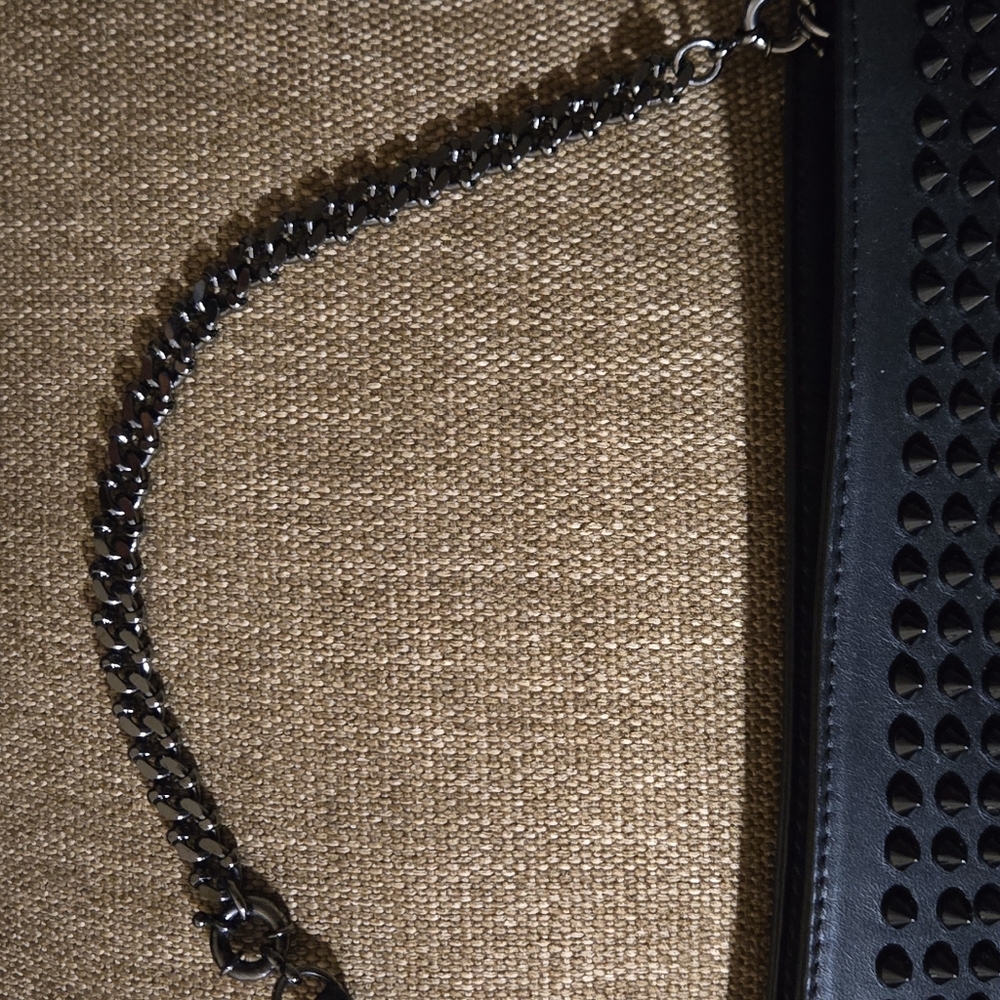 Christian Louboutin Loubiposh Clutch - Picture 11 of 13